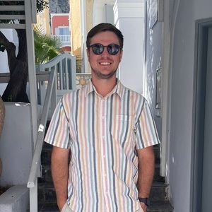 Meet your Posher, Travis